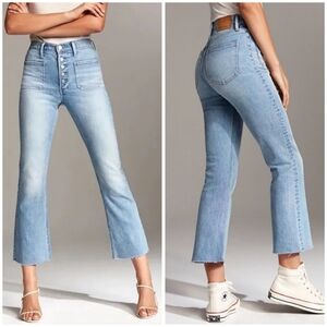 Aritzia Denim Forum Bailey high rise crop jeans 24